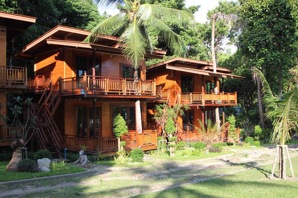 Longbay Lipe Hotel Buitenkant foto