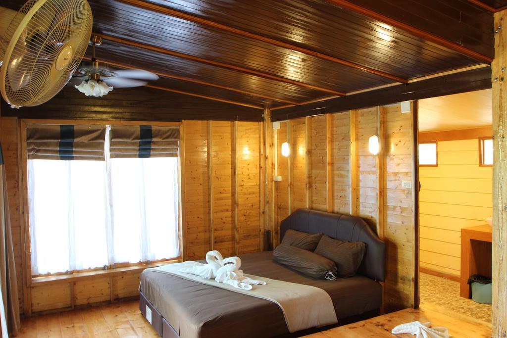 Longbay Lipe Hotel Buitenkant foto